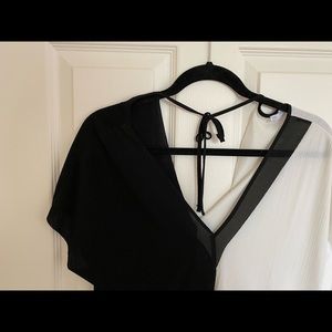 Zara asymmetric black&white shirt
